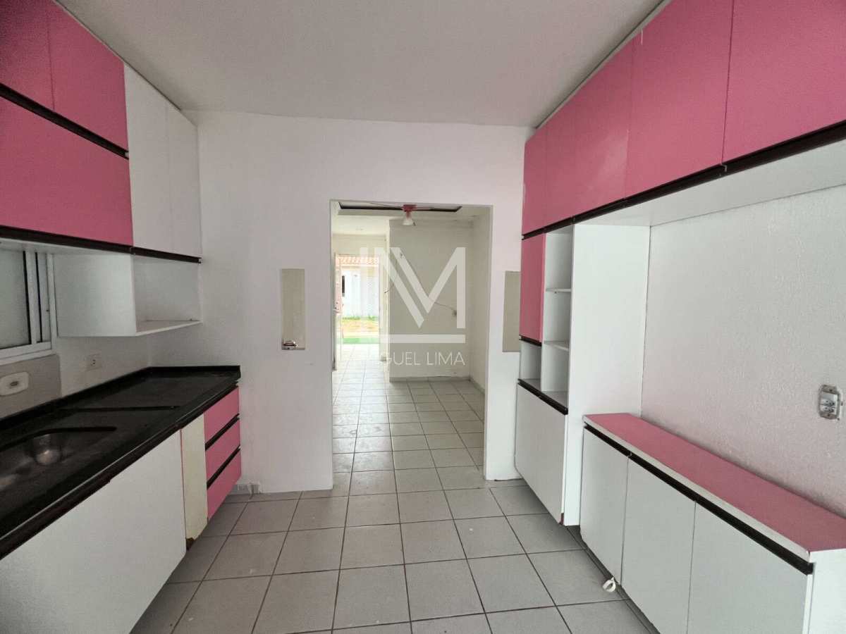 - Casa no Cond. Pétalas, aluguel COM PISCINA